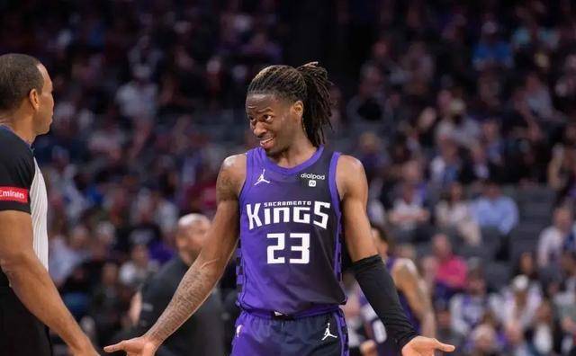 今晨体能课后；萨克拉门托国王外线爆发备战NBA常规赛；气氛紧张；赛季目标并未改变的简单介绍