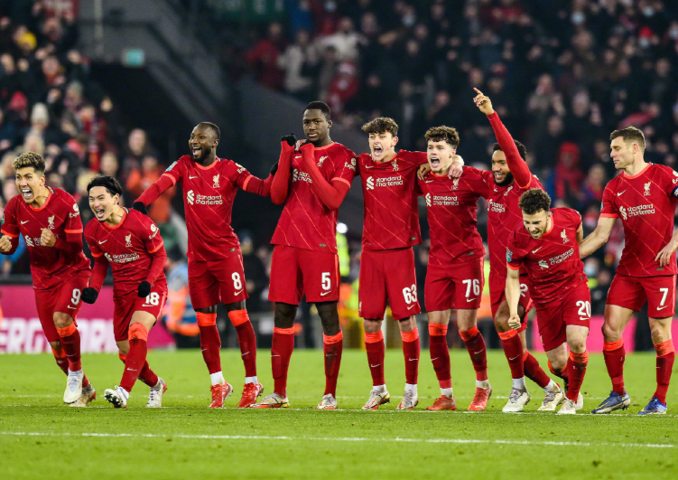 包含中超赛程吃紧，曼城今夜主帅复盘，压力陡增，球探报告显示潜力的词条